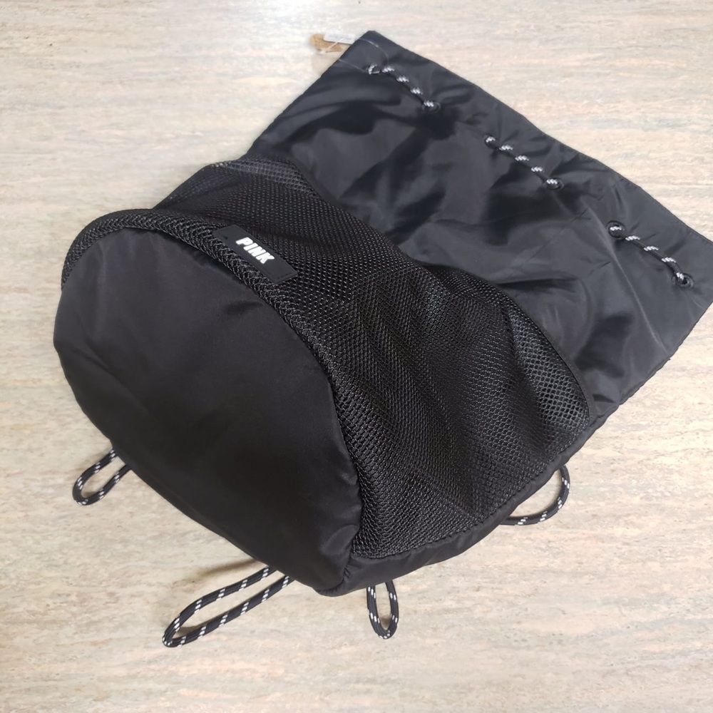 NWT Pink VS drawstring backpack - Picture 2 of 11